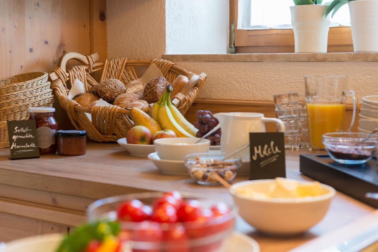 Gasthof-Pension Brauner Hirsch In Alfeld - Mittelfranken Екстериор снимка