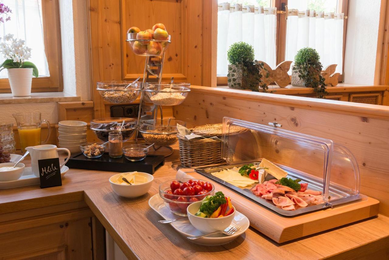 Gasthof-Pension Brauner Hirsch In Alfeld - Mittelfranken Екстериор снимка