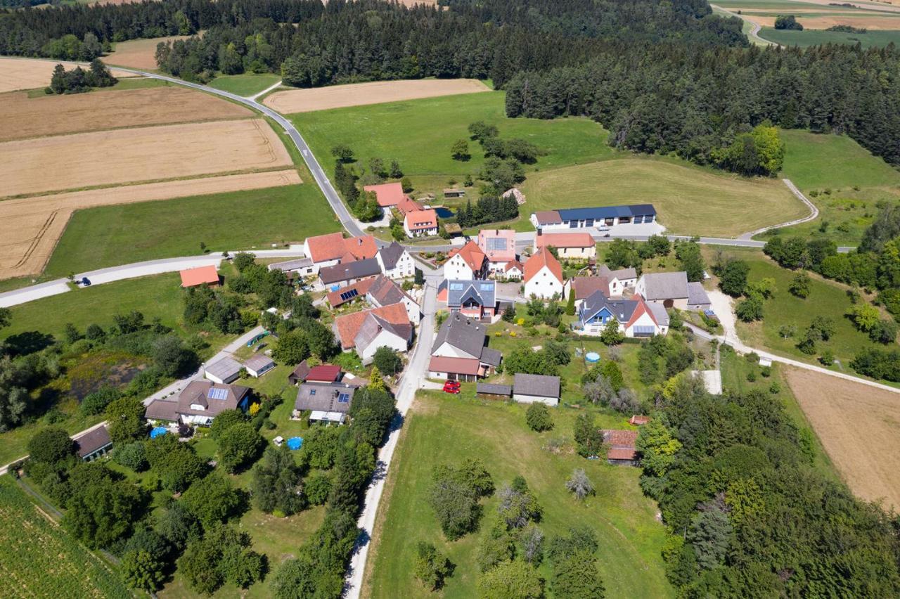 Gasthof-Pension Brauner Hirsch In Alfeld - Mittelfranken Екстериор снимка